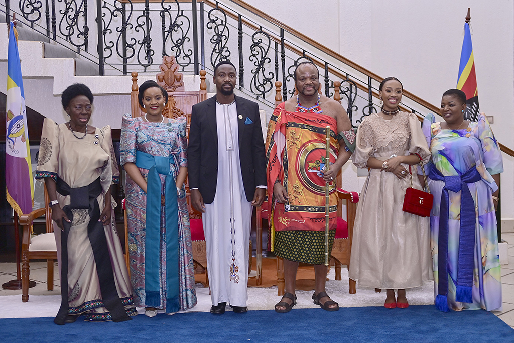 Eswatini King His Majesty Mswati III and delegation visit Busoga tour Kira Motor and meets Kyabazinga 09