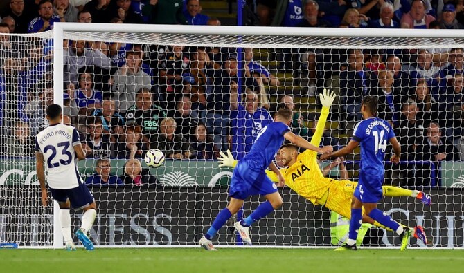 Vardy scores on Premier League return as Leicester holds Tottenham to 1 1 draw